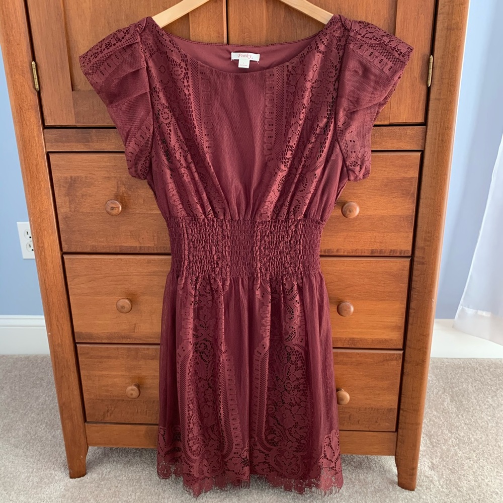 Burgundy Lace Dress Short Sleeve Elastic Waist